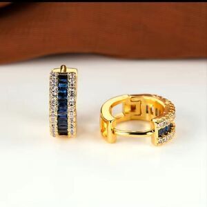 Small Huggie Earrings with Tons of Bling (gold tone) 650